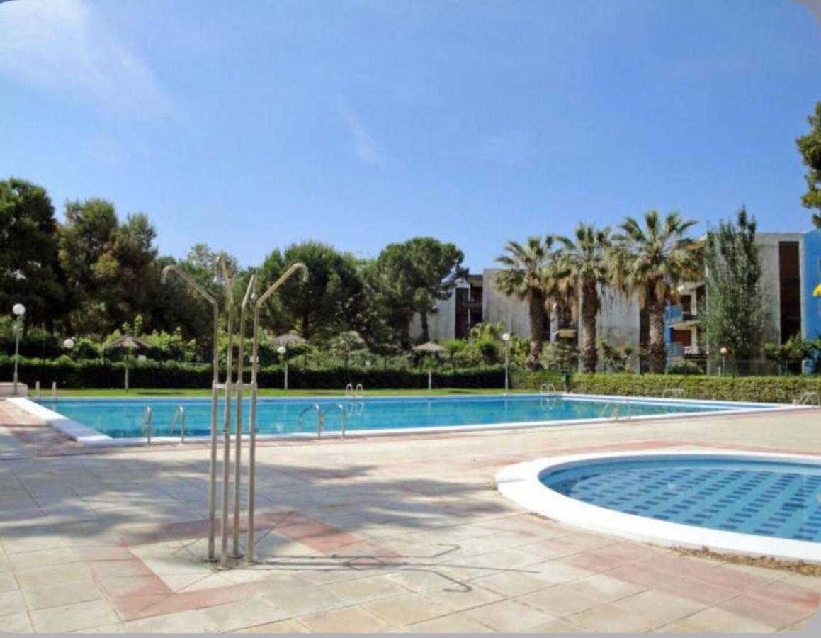 Apart. familiar en urbanización Reus Mediterrani Cambrils Exterior foto